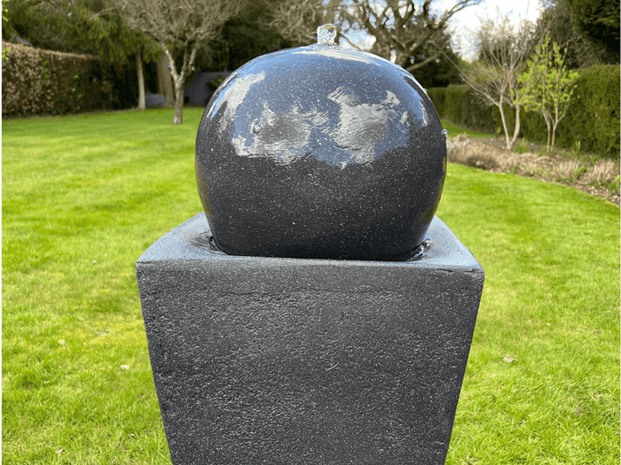 Top Benefits of Garden Water Features: Should You Choose Solar or Mains Powered?