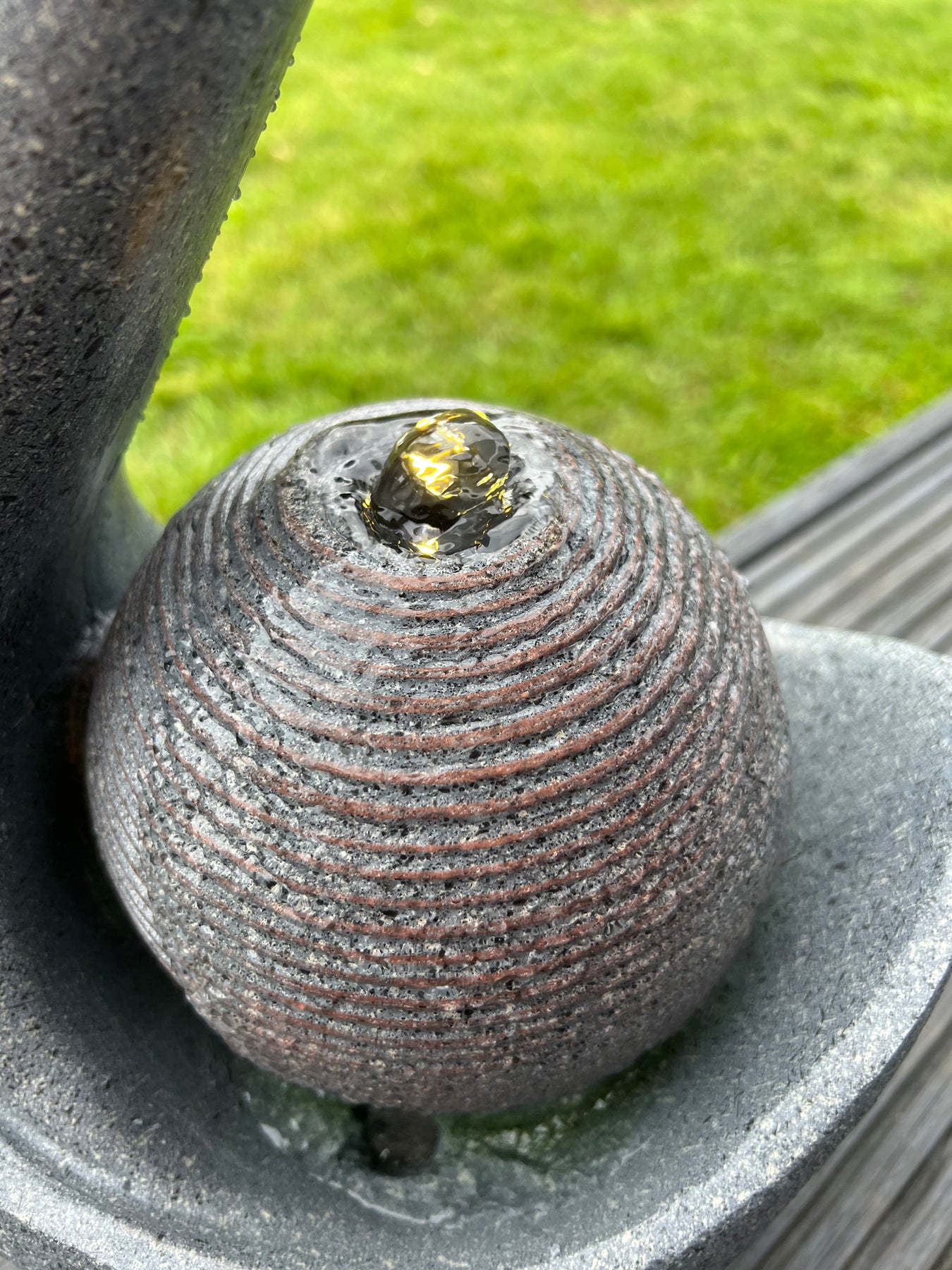 Swan Water Feature with LED Lights - Solar Powered 28x20x48cm ...