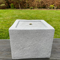 AllPondSolutions square solar water feature, light grey, with LED lights, 37x37x30cm